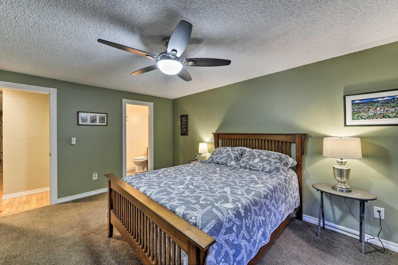 Central Medford Family Retreat With Large Yard! Ngoại thất bức ảnh
