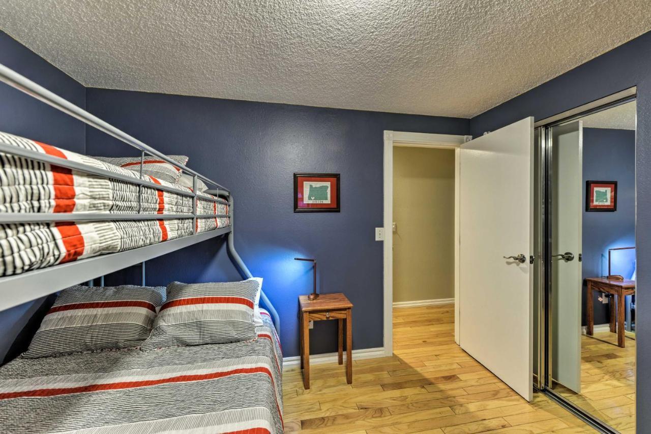 Central Medford Family Retreat With Large Yard! Ngoại thất bức ảnh